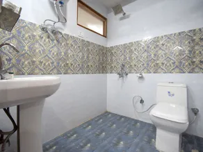 Hotel Rock Sea - Image 5