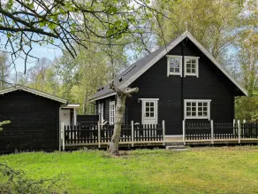 Pleasing Holiday Home in Syddanmark near Sea - Image 2
