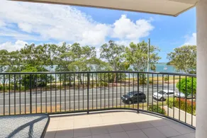 Coral Breeze Bradman Avenue Maroochydore - Image 4