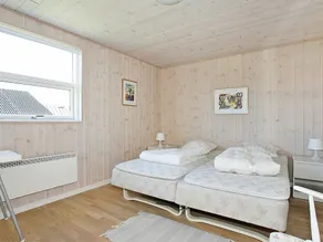 Quiet Holiday Home in Hadsund With Sauna - Image 4