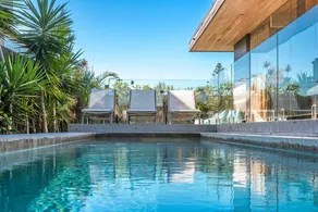 Your Luxury Escape - Beach Box - Image 2