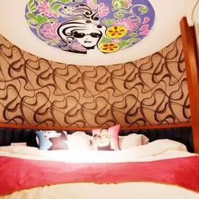 Huanbian Art Hotel - Image 3