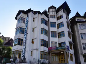 OYO 19766 Hotel Manali Palace - Image 4
