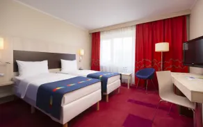 Park Inn by Radisson Pulkovskaya St Petersburg - Image 2