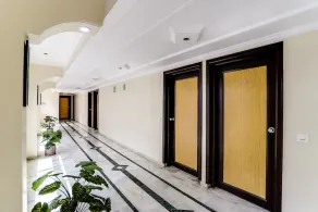 Hotel Alpha by OYO Rooms - Image 5