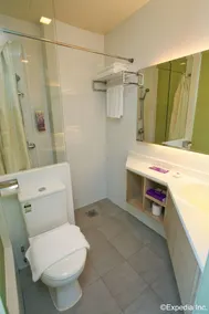 Aqueen Hotel Lavender - Image 4