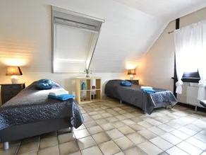 Spacious Mansion with Meadow View in Bruinisse - Image 4