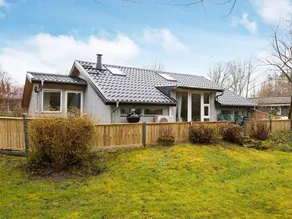 Peaceful Holiday Home in Arrild Jutland With Terrace - Image 4