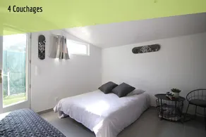 Green Cottage - Image 2
