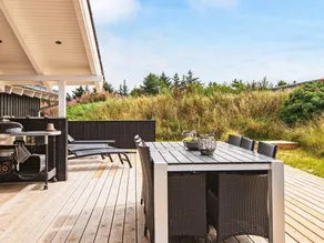 Gorgeous Holiday Home in Hvide Sande With Sauna - Image 4