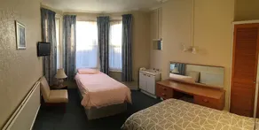 Linden Guest House - Image 2