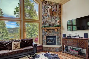 Grand Moose Lodge Home - Image 4