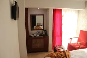 Kaya Hotel Istanbul - Image 2