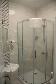 OC Apartments - Image 3