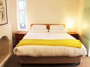 Apartment on King - Image 2
