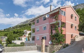 Nice Home in Celina With Wifi and 2 Bedrooms - Image 4