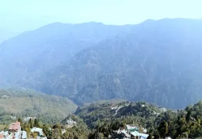 Hotel Opal Inn Darjeelling - Image 4