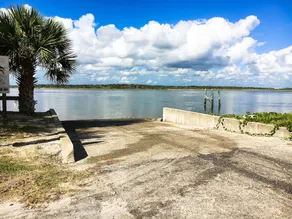 New 4br Near Boat Launch & Beach 4 Bedroom Home - Image 4