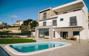 Stunning Home in Mravince With Outdoor Swimming Pool, Private Swimming Pool and 5 Bedrooms - Image 4