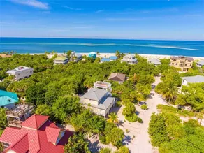 128-conch House - Image 3