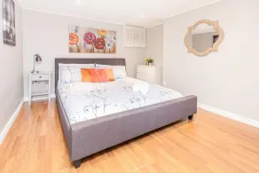 Cozy 1BR Apartment With a King Bed Near Downtown Ottawa - Image 3