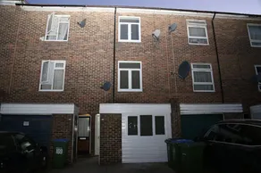 A A Guest Rooms Woolwich Close to Royal Arsenal - Image 4