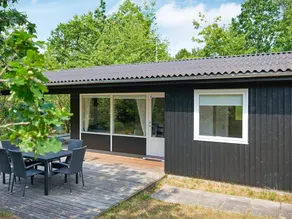 Modern Holiday Home in Aakirkeby With Indoor Whirlpool - Image 5