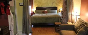 Whispering Pines Bed & Breakfast - Image 2
