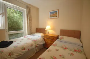 Whippingham - Image 2