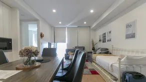 C16 Darling Harbour 2 BDR APT - Image 2