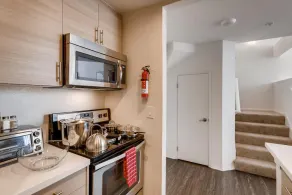 H2 Gorgeous Downtown San Diego 1 Bedroom Upstairs Bedroom Loft - Image 4
