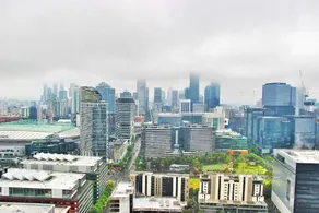 Onelife Docklands Luxury Apartment - Image 4