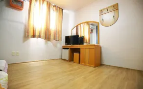 Asan Star Self Check-In Motel - Image 3