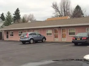 Pink Fountain Motor Inn - Image 4