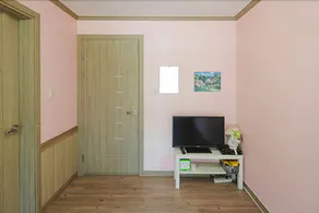Cool Cool House - Image 2