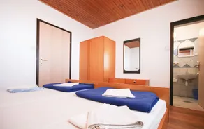 Apartment With 4 Bedrooms in Senj, With Wonderful sea View, Furnished - Image 3