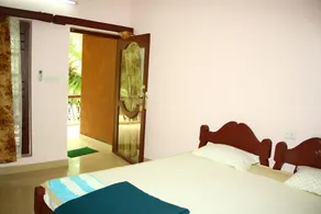Halcyon Valley Beach Resort - Image 2