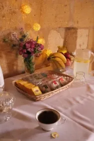 La Maison De - Image 2