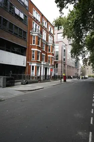 Veeve - Red Lion Square - Image 3