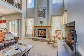 4BR AF Academyw/hot Tub & Firepit - Image 4