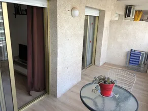 Alluring Apartment in Salou With Swimming Pool - Image 4