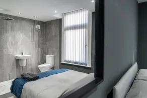 Apollocruz Highfield House - Image 2