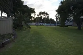 Esperance Beachfront Resort - Image 3