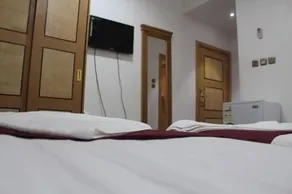 Al Battal Hotel - Image 5