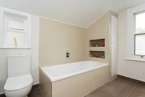Garden Cottage - Image 3