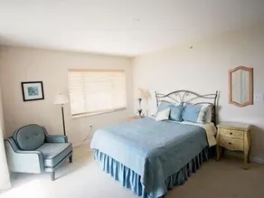 Elegant Condo with Olympic-Size Pool and Gorgeous Sunset Views by RedAwning - Image 2