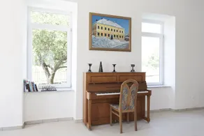 Old School Villa - Image 2