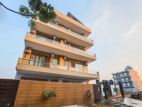 Silverkey Medanta Sec 38 By OYO Rooms - Image 4