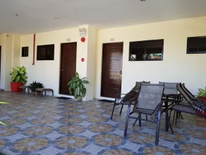 Spacious Private apartment at Laorenza Residences - Image 4