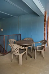Express Inn - Image 4